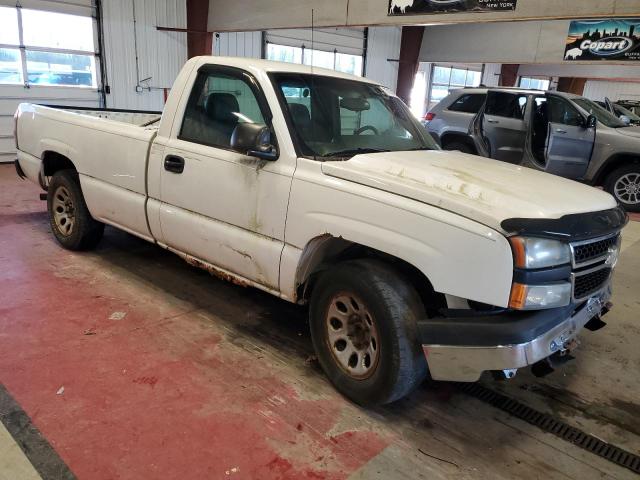 1GCEC14X27Z158405 - 2007 CHEVROLET SILVERADO C1500 CLASSIC WHITE photo 4