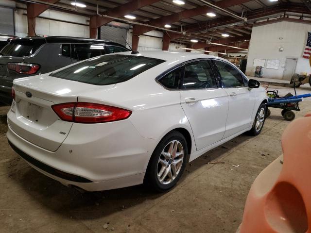 3FA6P0H72DR250942 - 2013 FORD FUSION SE WHITE photo 3