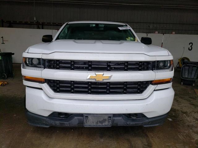 1GCVKPEC5HZ392010 - 2017 CHEVROLET SILVERADO K1500 CUSTOM WHITE photo 5