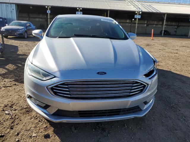 3FA6P0H96HR142069 - 2017 FORD FUSION SE SILVER photo 5