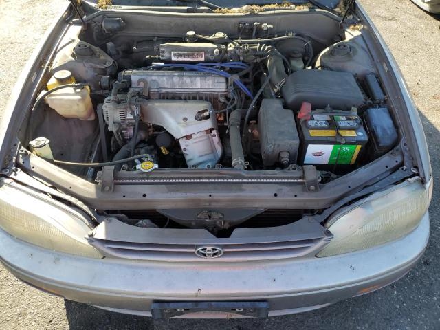 JT2BG12K0T0384657 - 1996 TOYOTA CAMRY DX GRAY photo 11