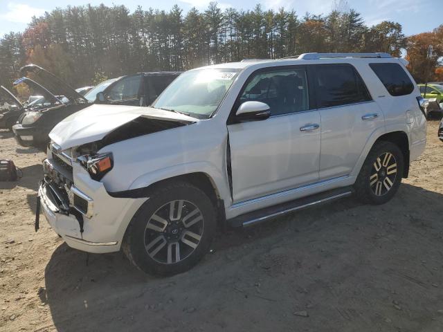 2018 TOYOTA 4RUNNER SR5/SR5 PREMIUM, 