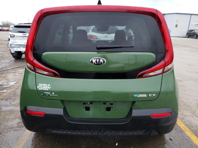 KNDJ33AU5M7132232 - 2021 KIA SOUL EX GREEN photo 6