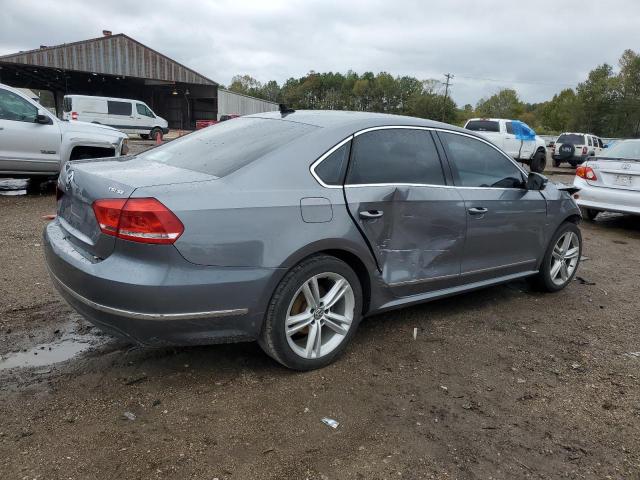 1VWBS7A34FC014931 - 2015 VOLKSWAGEN PASSAT SE GRAY photo 3