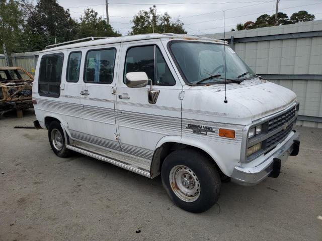 1GBEG25Z1N7120820 - 1992 CHEVROLET G20 WHITE photo 4