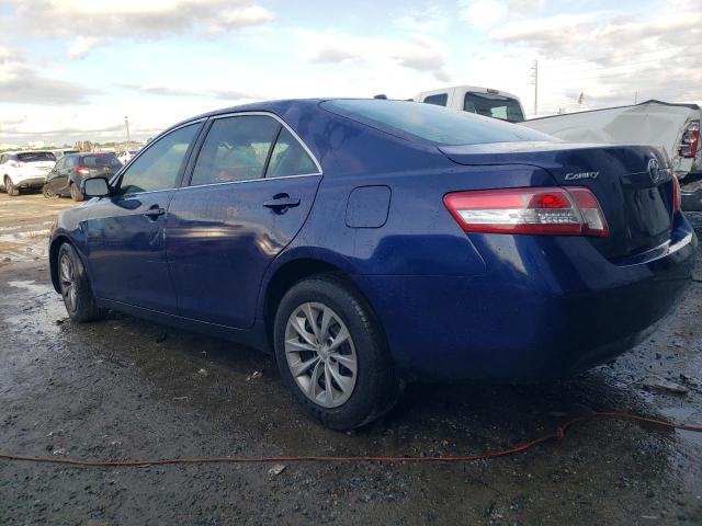 4T1BF3EK9BU647653 - 2011 TOYOTA CAMRY BASE BLUE photo 2