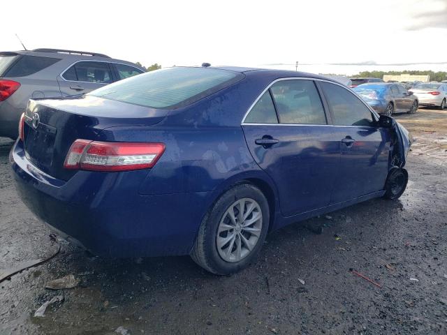 4T1BF3EK9BU647653 - 2011 TOYOTA CAMRY BASE BLUE photo 3