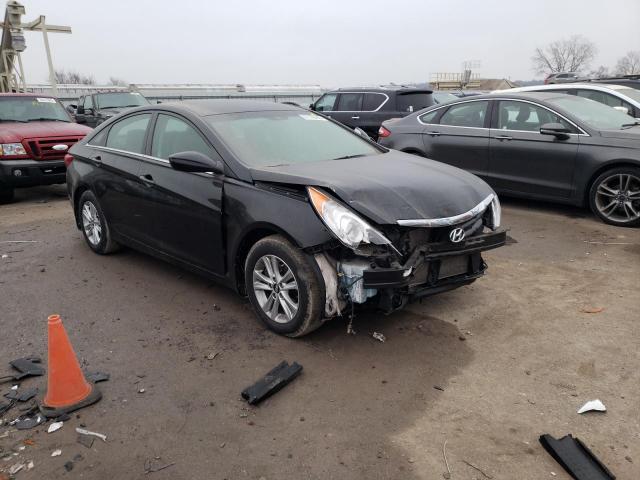 5NPEB4AC5DH795619 - 2013 HYUNDAI SONATA GLS BLACK photo 4