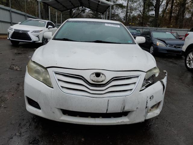 4T1BF3EK3BU719415 - 2011 TOYOTA CAMRY BASE WHITE photo 5