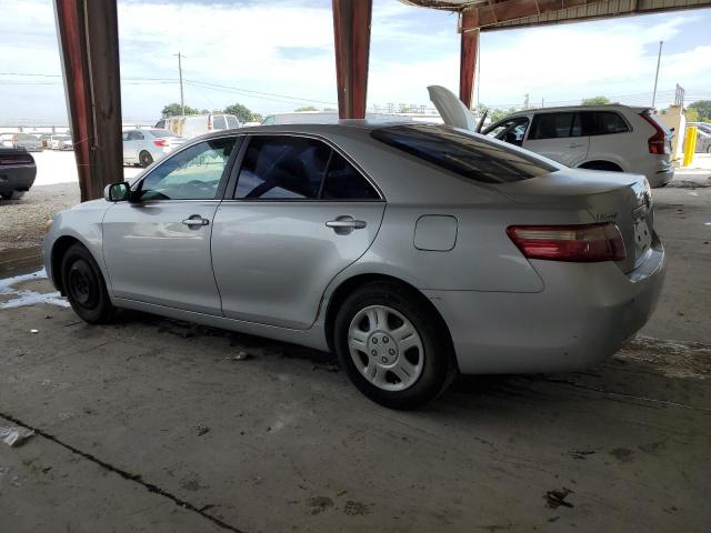 4T1BE46K17U669600 - 2007 TOYOTA CAMRY CE SILVER photo 2