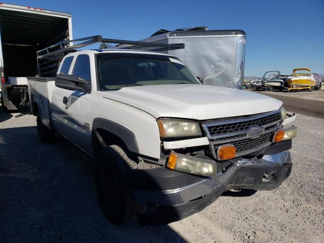 1GBHK39D06E204642 - 2006 CHEVROLET SILVERADO K3500 WHITE photo 1