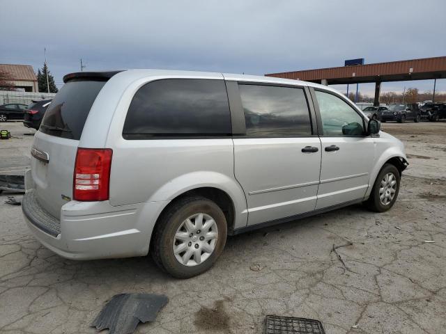 2A8HR44H28R822793 - 2008 CHRYSLER TOWN & COU LX SILVER photo 3