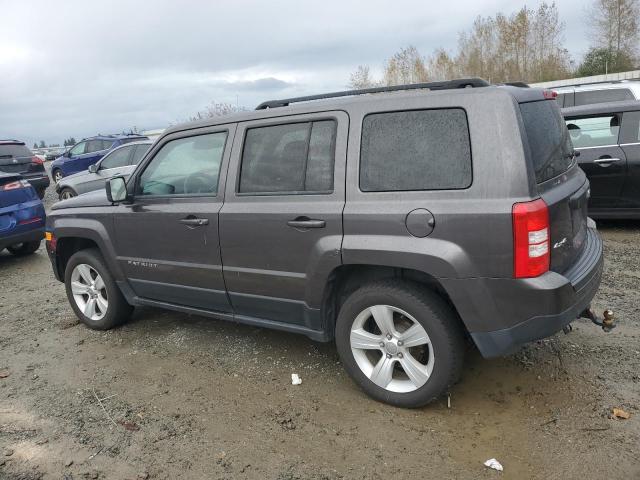 1C4NJRFB9HD209032 - 2017 JEEP PATRIOT LATITUDE GRAY photo 2