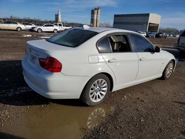 WBAPH57519NM32566 - 2009 BMW 328 I SULEV WHITE photo 3