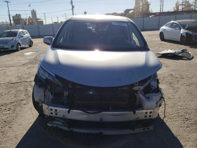 5TDKRKEC9MS043204 - 2021 TOYOTA SIENNA LE SILVER photo 5