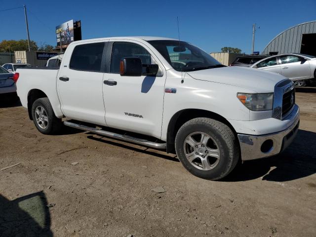 5TFDV54178X061920 - 2008 TOYOTA TUNDRA CREWMAX WHITE photo 4