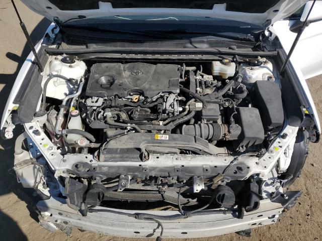 4T1B21HK0KU010422 - 2019 TOYOTA CAMRY HYBRID WHITE photo 11