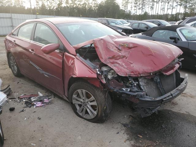 5NPEB4AC3DH723169 - 2013 HYUNDAI SONATA GLS RED photo 4