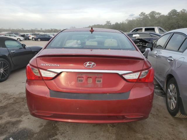 5NPEB4AC3DH723169 - 2013 HYUNDAI SONATA GLS RED photo 6