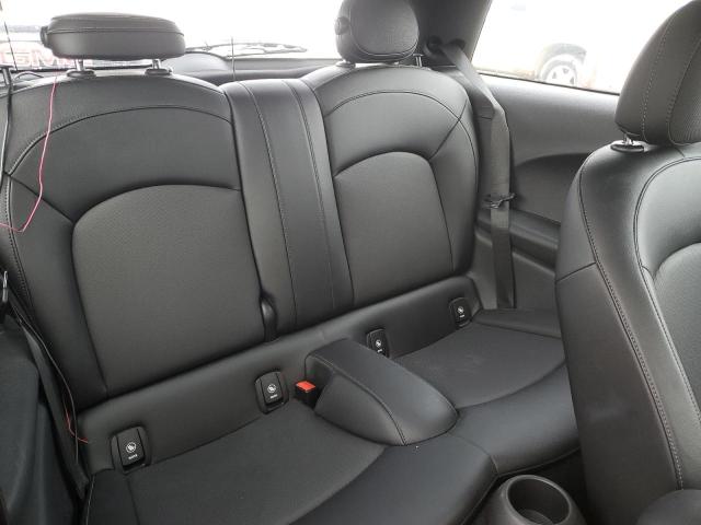 WMWXP5C52J2G61940 - 2018 MINI COOPER RED photo 10