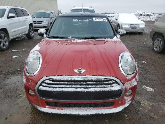 WMWXP5C52J2G61940 - 2018 MINI COOPER RED photo 5
