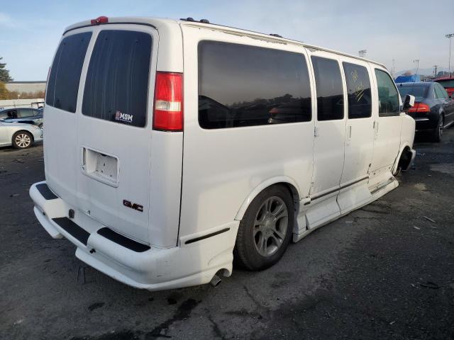 1GDFG15T561146987 - 2006 GMC SAVANA RV G1500 WHITE photo 3