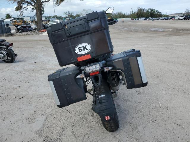 WB10A6107HZ655646 - 2017 BMW R1200 GS BLUE photo 4