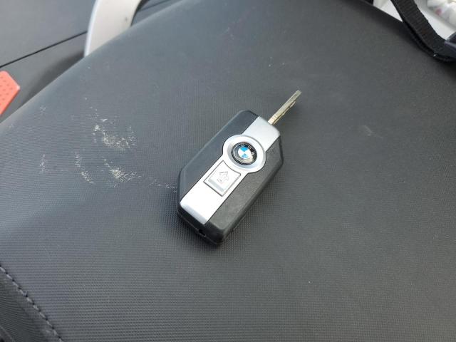 WB10A6107HZ655646 - 2017 BMW R1200 GS BLUE photo 8