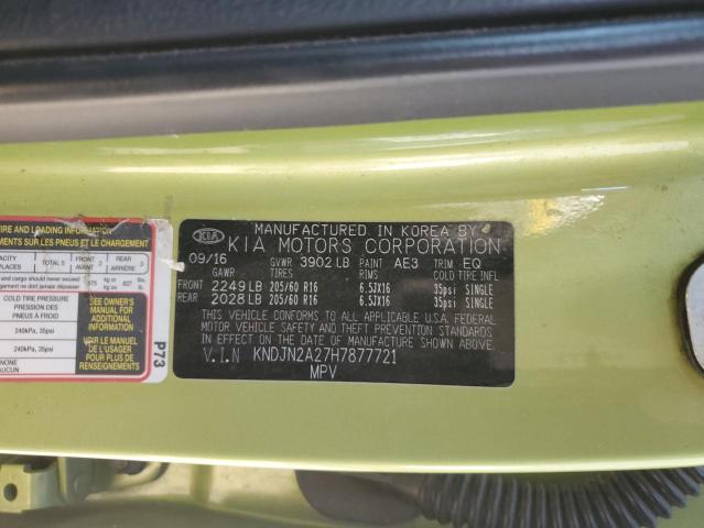 KNDJN2A27H7877721 - 2017 KIA SOUL GREEN photo 12