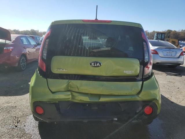 KNDJN2A27H7877721 - 2017 KIA SOUL GREEN photo 6