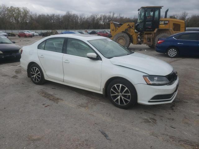 3VWB67AJXHM399481 - 2017 VOLKSWAGEN JETTA SE WHITE photo 4