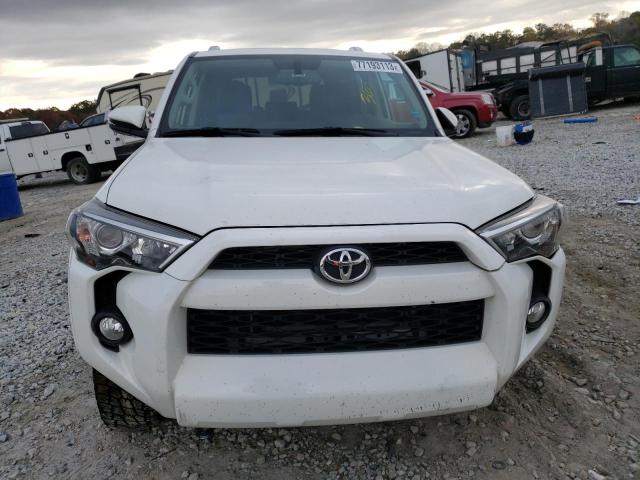 JTEBU5JR8J5608114 - 2018 TOYOTA 4RUNNER SR5/SR5 PREMIUM თეთრი ფოტო 5