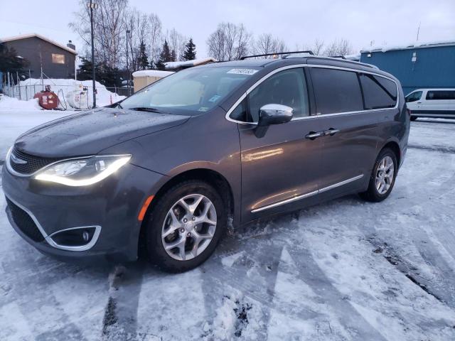 2C4RC1GG5JR247626 - 2018 CHRYSLER PACIFICA LIMITED GRAY photo 1