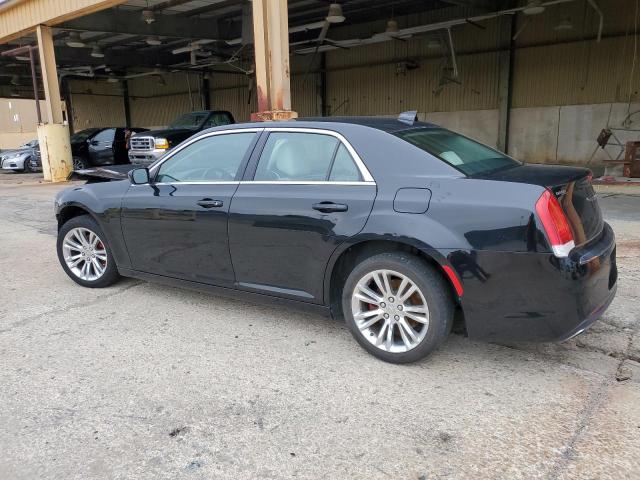 2C3CCAAGXHH521468 - 2017 CHRYSLER 300 LIMITED BLACK photo 2