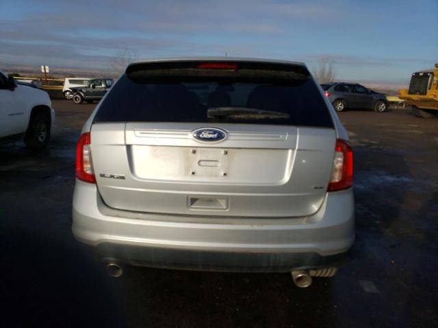 2FMDK4GC4DBC62378 - 2013 FORD EDGE SE WHITE photo 6