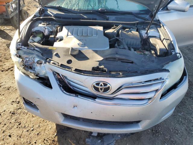 4T1BK3EK6BU129401 - 2011 TOYOTA CAMRY SE SILVER photo 11