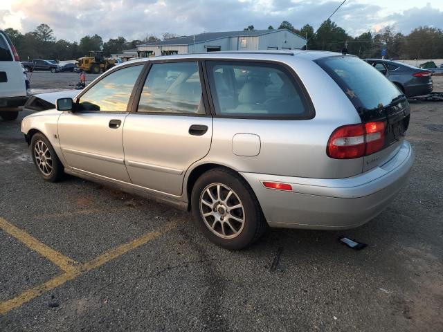 YV1VW27534F083888 - 2004 VOLVO V40 1.9T SILVER photo 2