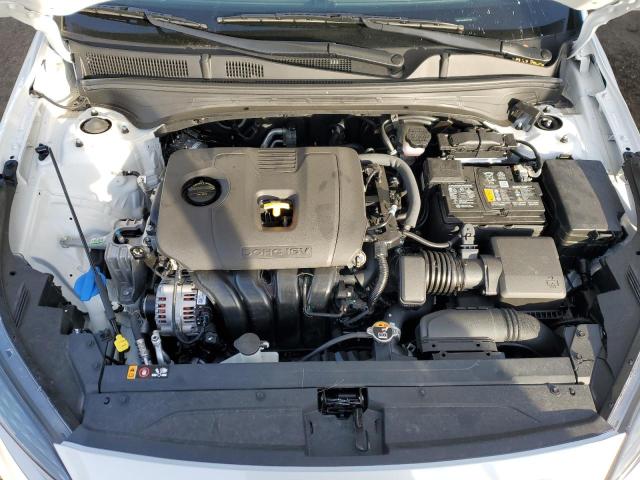 3KPF24AD4PE645796 - 2023 KIA FORTE LX WHITE photo 11