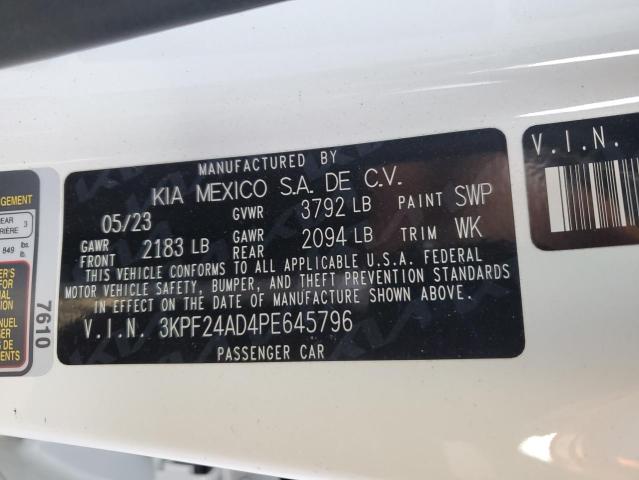 3KPF24AD4PE645796 - 2023 KIA FORTE LX WHITE photo 12