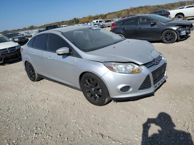 1FADP3F24EL276264 - 2014 FORD FOCUS SE SILVER photo 4