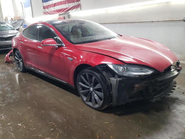 5YJSA1CP4DFP26035 - 2013 TESLA MODEL S RED photo 4