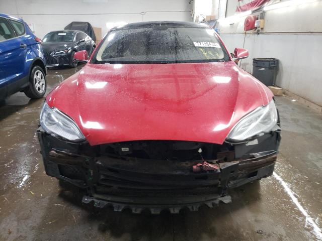 5YJSA1CP4DFP26035 - 2013 TESLA MODEL S RED photo 5
