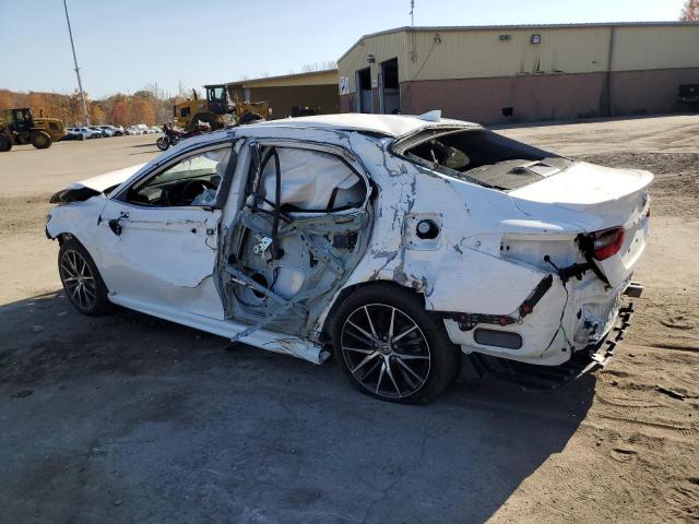 4T1G11AK5RU874816 - 2024 TOYOTA CAMRY SE NIGHT SHADE WHITE photo 2