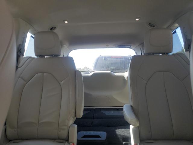 2C4RC1BGXHR704092 - 2017 CHRYSLER PACIFICA TOURING L WHITE photo 10