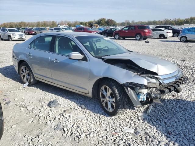 3FAHP0HA3CR375953 - 2012 FORD FUSION SE SILVER photo 4