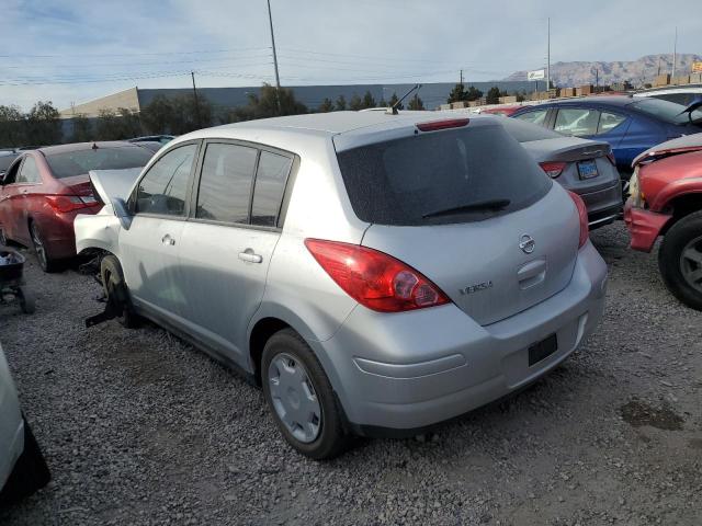 3N1BC13E59L386611 - 2009 NISSAN VERSA S SILVER photo 2