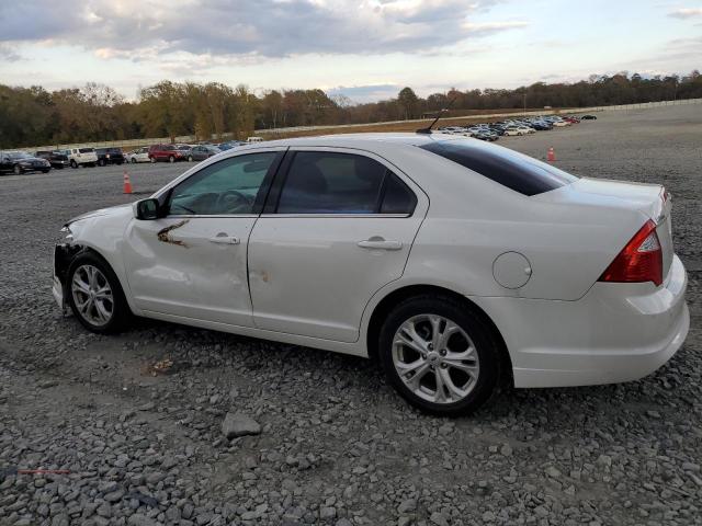 3FAHP0HG9CR222210 - 2012 FORD FUSION SE WHITE photo 2