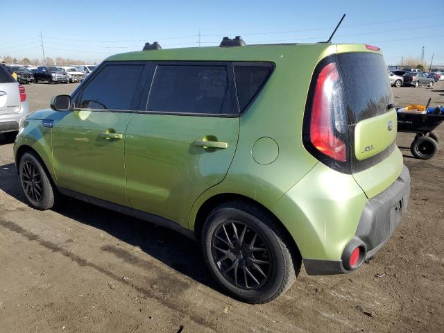 KNDJN2A27F7770035 - 2015 KIA SOUL GREEN photo 2