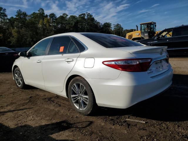 4T1BF1FK1FU047492 - 2015 TOYOTA CAMRY LE WHITE photo 2