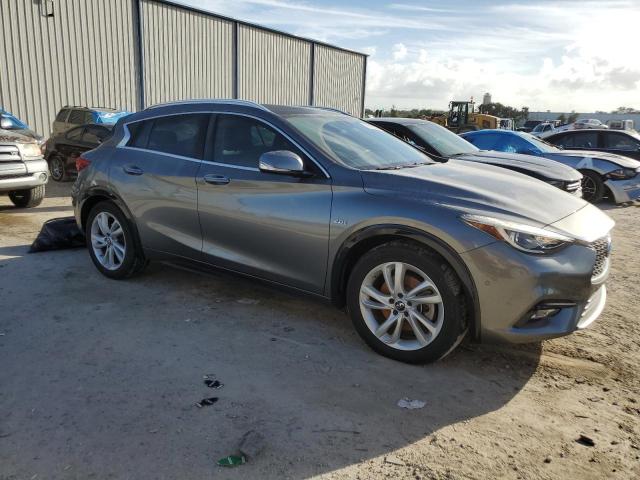 SJKCH5CP6JA047165 - 2018 INFINITI QX30 BASE CHARCOAL photo 4